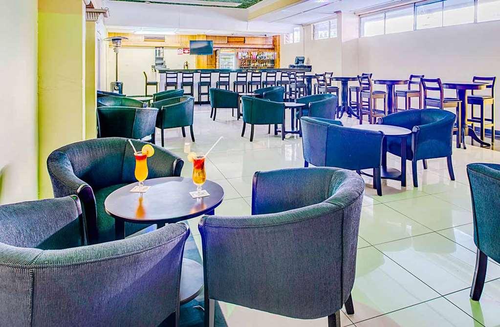 New Ambassador Hotel Harare Bekvämligheter bild